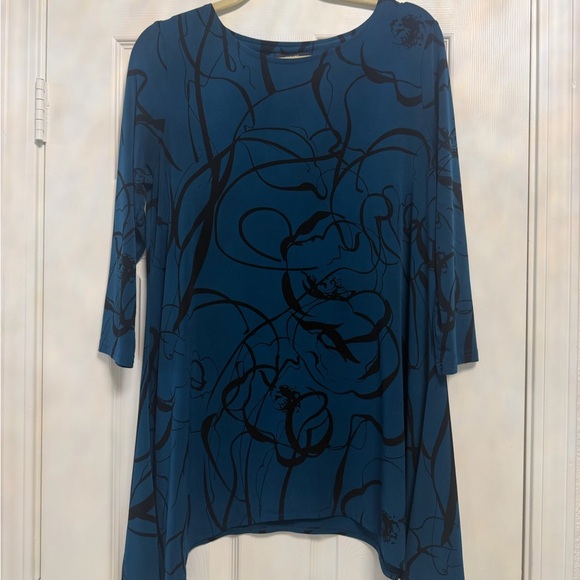 Alfani Tops - Blue Alfani Floral Print Women’s Tunic “Swing” Top